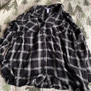 Long sleeve soft maturity button up top